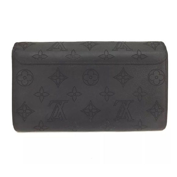 LOUIS VUITTON Mahina Portefeuille Iris Leather Long Bifold Wallet - Picture 2 of 8